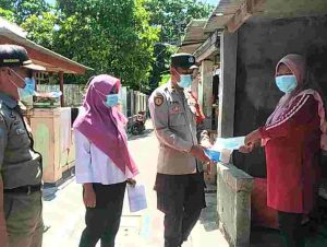 Warga Terus Diimbau Taat ProKes dan Dibagikan 1.100 Masker Oleh Polres Kep Seribu