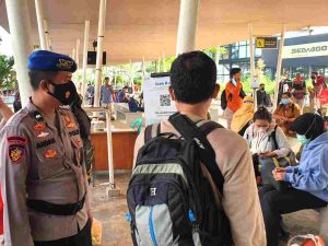 Di Dermaga Marina Ancol, Setelah Scan PeduliLindungi 176 Penumpang Kapal berangkat ke Pulau Seribu