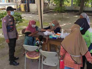 Hari ini, 240 Warga Jalani Suntik Vaksin Dosis 3 di 4 Lokasi yang digelar Polsek Kep Seribu Selatan