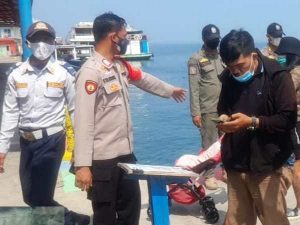 132 Penumpang Kapal Tiba di Wilayah Kep Seribu Utara Diwajibkan Scan PeduliLindungi