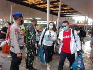 Saat Hendak ke Pulau Seribu, 206 Penumpang Kapal Diwajibkan Scan PeduliLindungi di Dermaga Marina Ancol