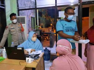 Polsek Kep Seribu Utara Pusatkan Layanan Vaksinasi Booster COVID-19 Ramadhan di Pulau Panggang
