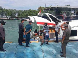 Selama Bulan Puasa, Giat Vaksinasi Booster Terus digencarkan Polsek Kep Seribu Selatan di 4 Pulau