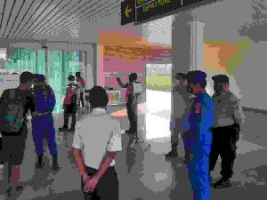Bagikan 1.000 Masker secara Door to Door, Polres Kep Seribu Ajak Warga Taat ProKes