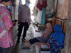 Vaksinasi Booster Ramadhan secara Door to Door Terus digiatkan Polsek Kep Seribu Selatan