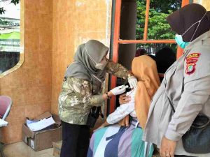 Secara Door to Door, Polsek Kep Seribu Selatan Giatkan Vaksinasi Booster Ramadhan di Semua Pulau