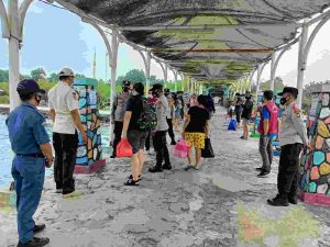 Ketatkan Pengamanan, Pospam Pulau Untung Jawa Wajibkan 265 Wisatawan Baru Tiba Scan PeduliLindungi dan Taat ProKes
