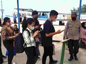 445 Wisatawan Berlibur di Pulau Harapan diwajibkan Taat ProKes Selama di Pulau oleh Pospam Ops Ketupat Jaya-2022 Setempat