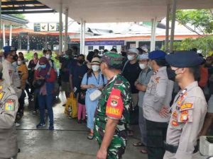 Hendak ke Pulau Seribu, 291 Wisatawan Jalani Scan PeduliLindungi di Dermaga Marina Ancol