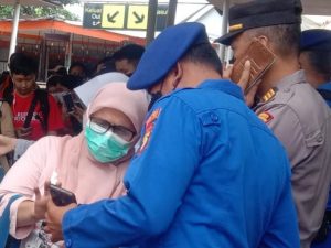 Sebelum Berangkat ke Pulau Seribu, 518 Wisatawan Diwajibkan Scan PeduliLindungi di Dermaga Marina Ancol