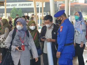 Ke Pulau Seribu dari Dermaga Marina Ancol, 113 Penumpang Kapal Scan PeduliLindungi