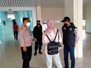 Ke Pulau Seribu Melalui Pelabuhan Kaliadem, 302 Penumpang Kapal Jalani Scan PeduliLindungi