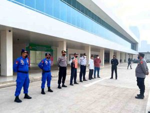 Polres Kep Seribu Gelar Pengawasan ProKes dan Wajibkan 303 Penumpang Kapal ke Pulau di Pelabuhan Kaliadem