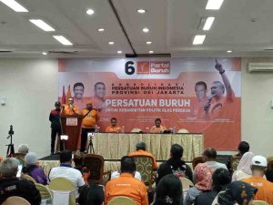 PARTAI BURUH DKI JAKARTA GELAR RAPAT AKBAR PERSATUAN BURUH