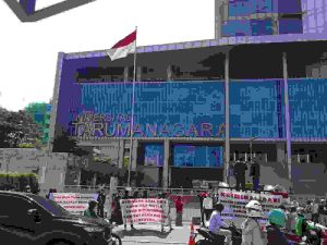 Kembali Melakukan Demonstrasi Di UNTAR, LBH-IKBP : Ketua Yayasan Tarumanegara Amoral dan Melakukan Kriminalisasi.