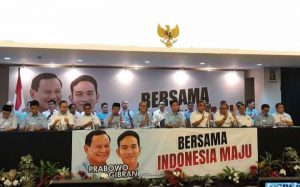 Deklarasi Tim Kampanye Nasional (TKN) Koalisi Indonesia Maju Ketua TKN Rosan: Meraih Kemenangan Bersama Indonesia Maju