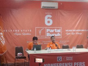 KSPI Siapkan Aksi Besar Menolak Kenaikan UMP DKI Jakarta yang naik sebesar 3,6% menjadi Rp 5,067 Juta Bandingkan Dengan Kenaikan Gaji PNS Naik 8%