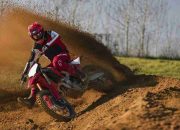 Ducati Desmo450 MX Factory: Motor Motocross Siap Balap dari Borgo Panigale
