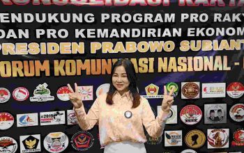 Ulfa Bone Meminta Pemerintah Memberikan Ruang Yang Lebih Luas Bagi Relawan Emak-emak Muda, Untuk Ikut Terlibat Dalam Pembangunan Dan Penguatan Program-program Pemerintahan