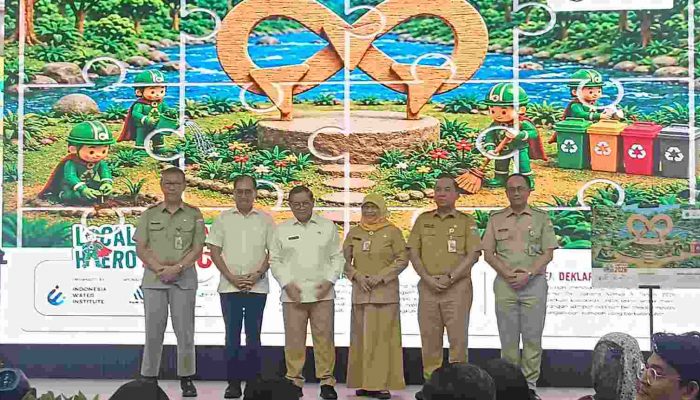 Prof. Ir. Firdaus Ali, M.Sc., Ph.D; Menilai  Persoalan Sampah di Indonesia Telah Memasuki Kondisi Darurat Yang Membutuhkan Perubahan Paradigma Dan Kolaborasi Lintas Sektor