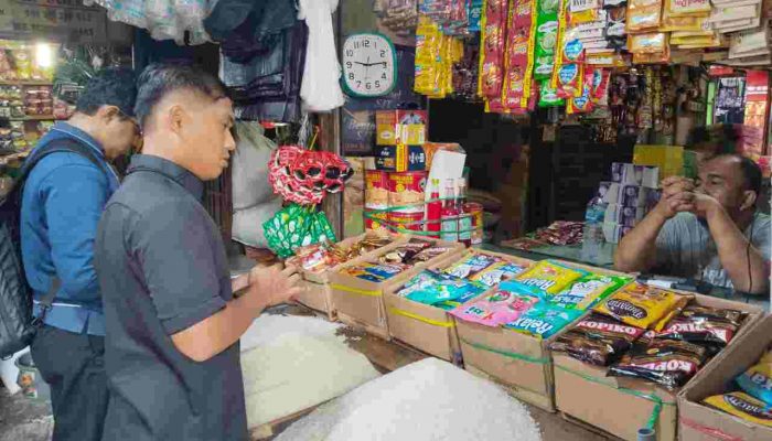 Polisi Melakukan Pengecekan Harga Pangan khususnya Komoditi Beras di Jakarta Utara dan Kepulauan Seribu